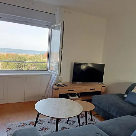 Mon Vue Apartment